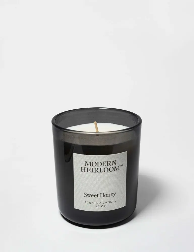 Sweet Honey 10 Oz Scented Candle - Image 3