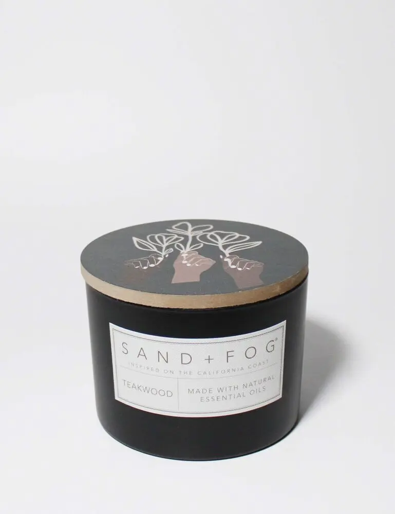 Teakwood 12 Oz Scented Candle