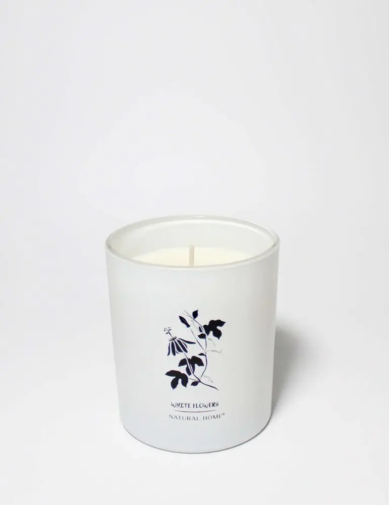 White Flowers Natural Home 11.5 Oz Scented Candle - Image 3