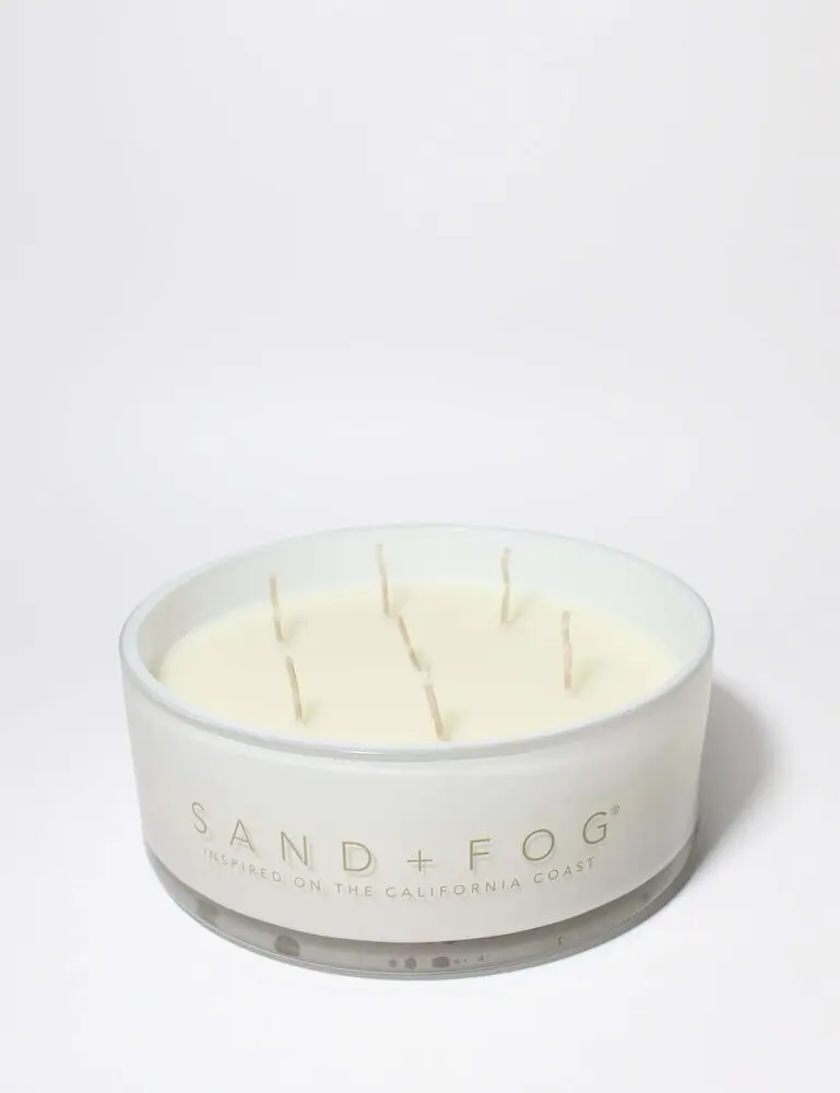 White Vanilla 35 Oz Scented Candle - Image 3