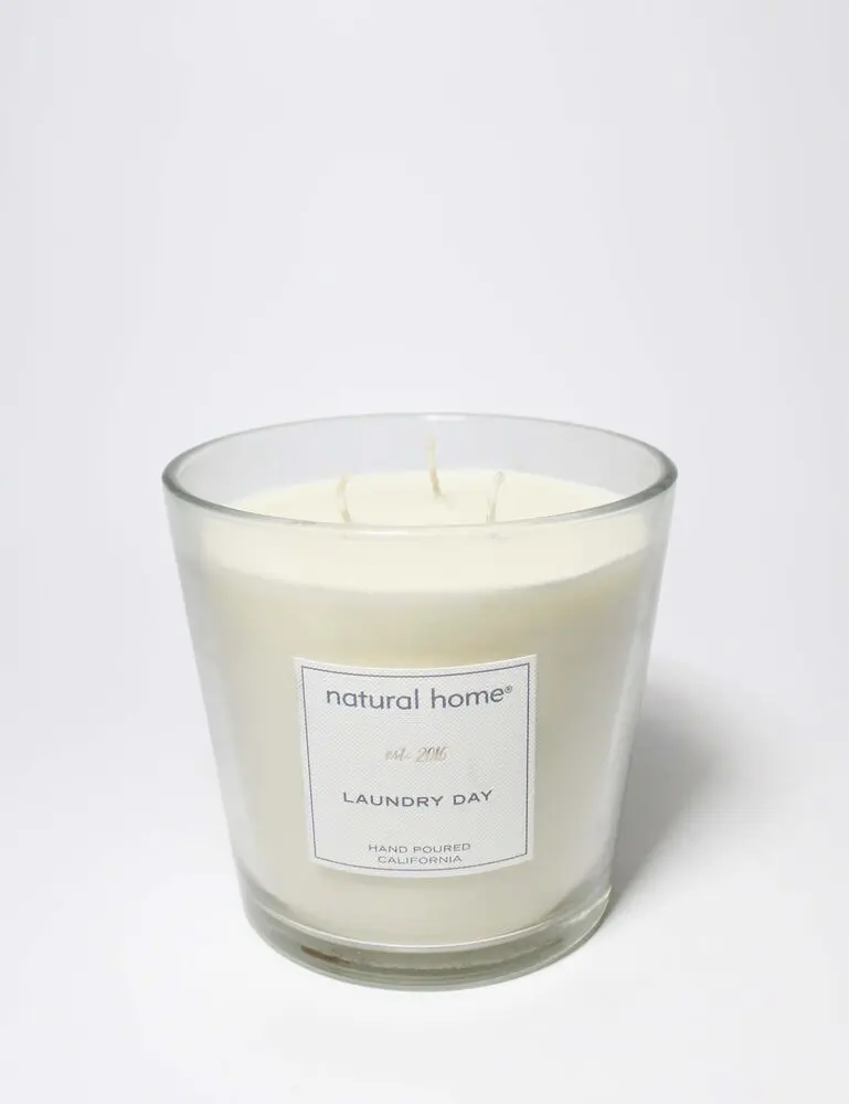 Laundry Day Natural Home 31 Oz Scented Candle - Image 3