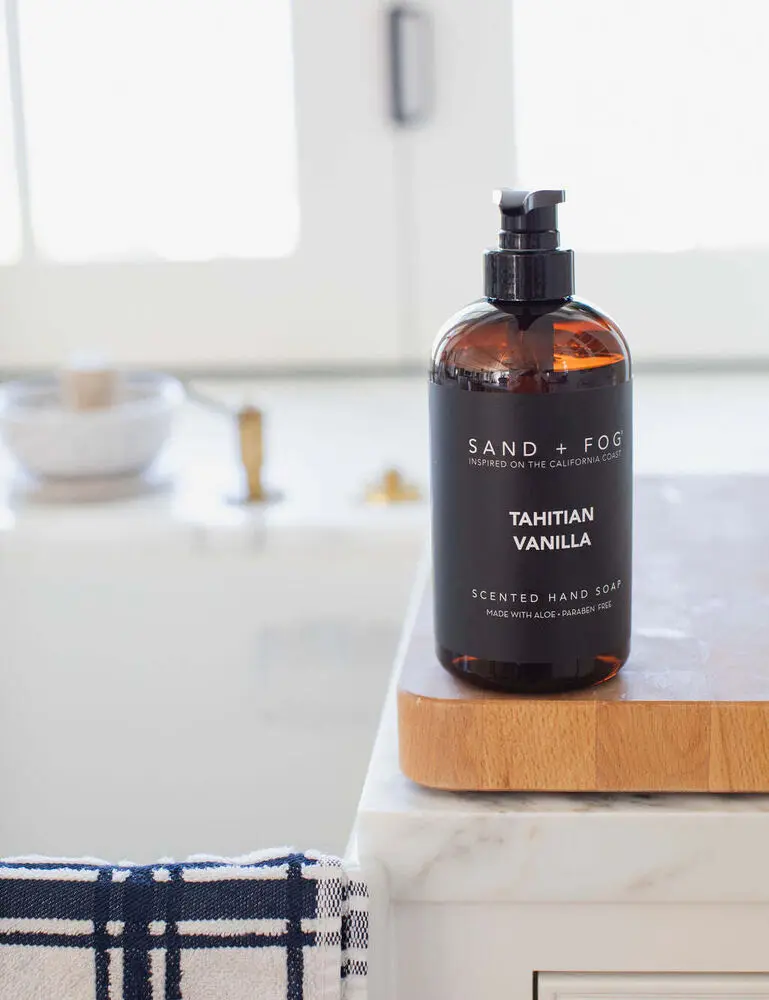 Tahitian Vanilla 20 Oz Liquid Hand Soap - Image 3