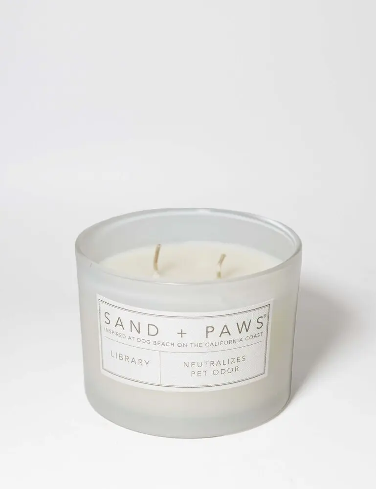 Sand + Paws Library 12 Oz Scented Candle - Image 3