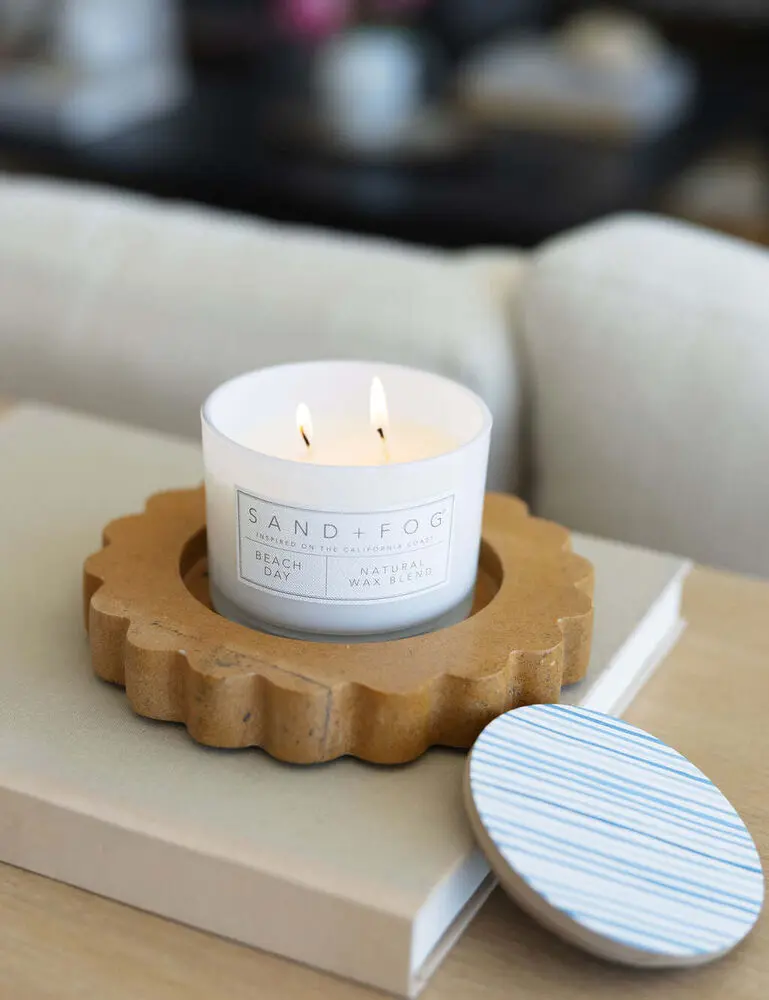 Beach Day 12 Oz Scented Candle - Image 2